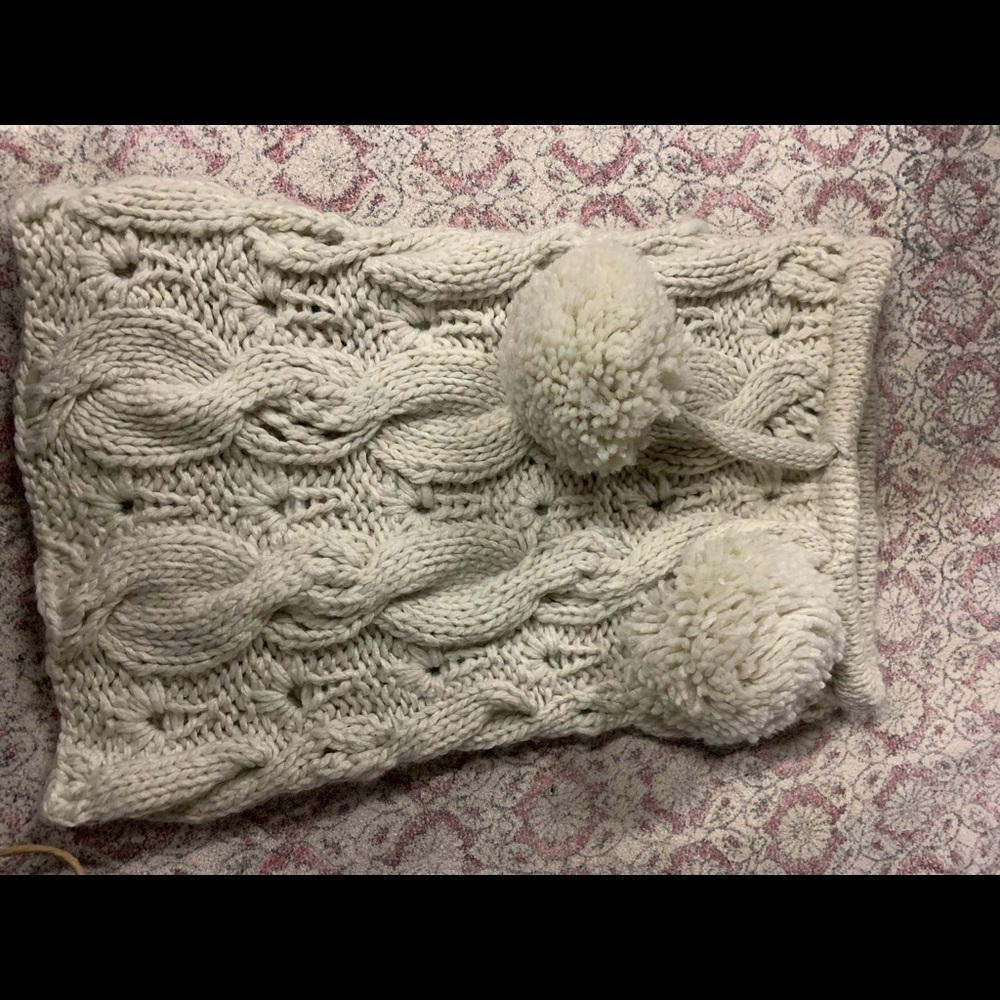 Palmtastic snood scarf
